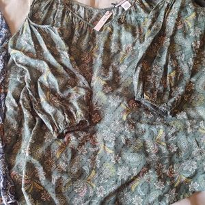 Victoria's Secret cold shoulder top